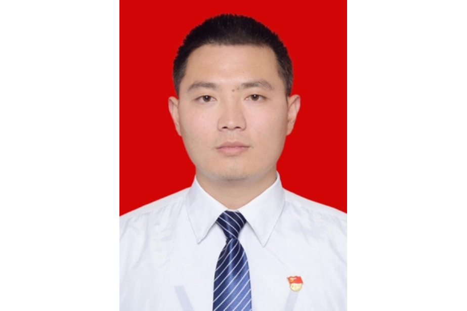 何剛(四川疆外疆供應鏈管理有限公司總經理) 何剛(四川疆外疆供應鏈管理有限公司總經理)