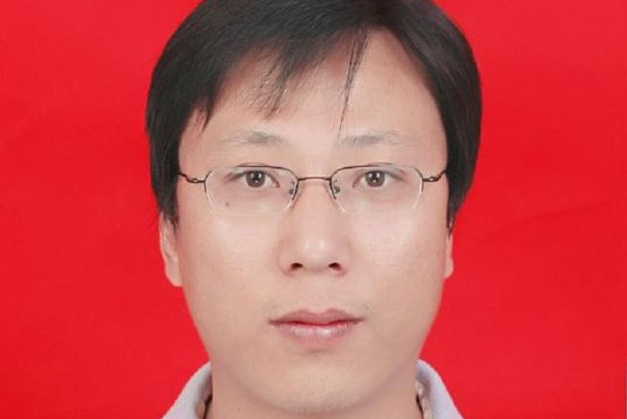 薛勝利(榆林學院數學與統計學院教師) 薛勝利(榆林學院數學與統計學院教師)