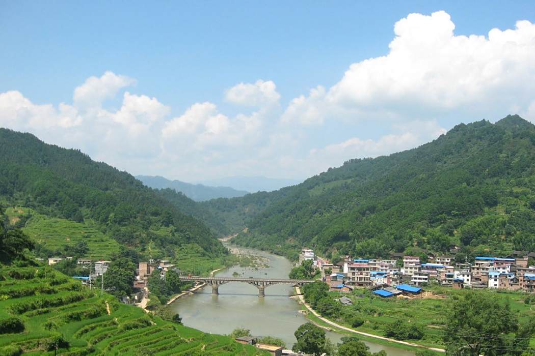 鹹水口村