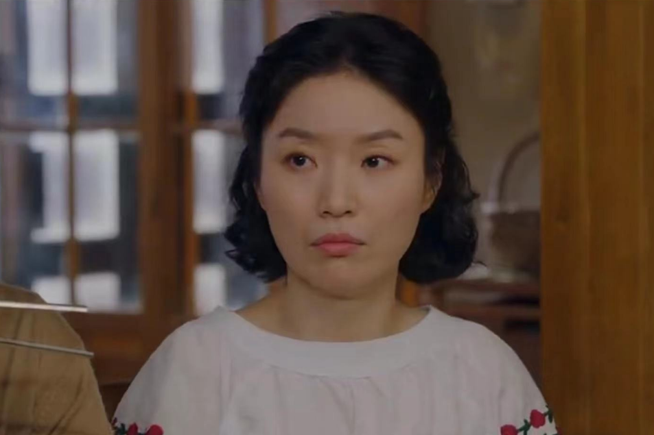 李慶美(電視劇《青春記錄》中的角色) 李慶美(電視劇《青春記錄》中的角色)