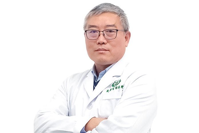 黃金晶(外科醫生)