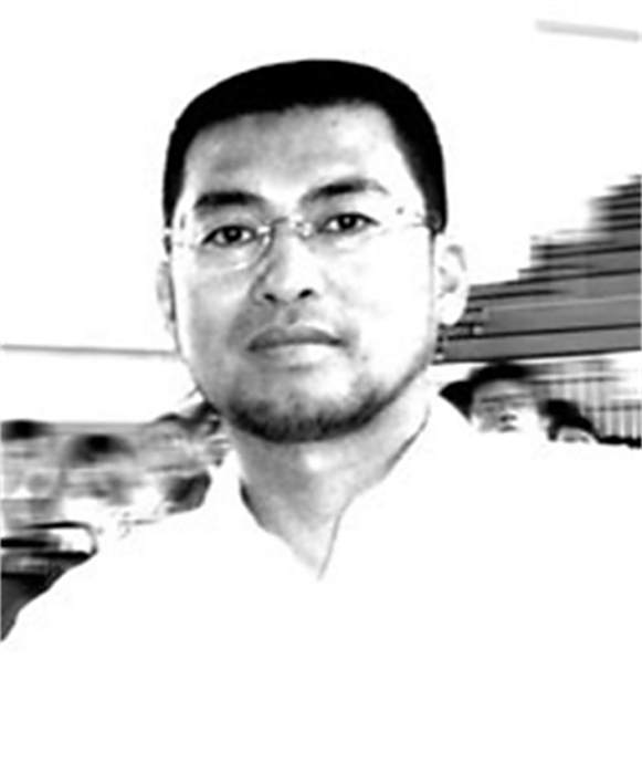 匡誠(川音成都美術學院視覺傳達設計系包裝藝術教研室主任) 匡誠(川音成都美術學院視覺傳達設計系包裝藝術教研室主任)