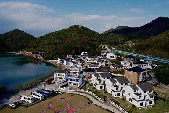 湖頭新村