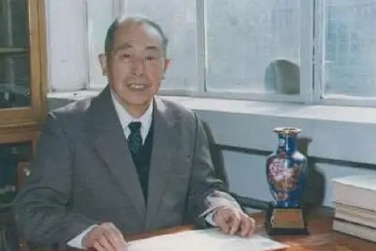崔志潭 崔志潭