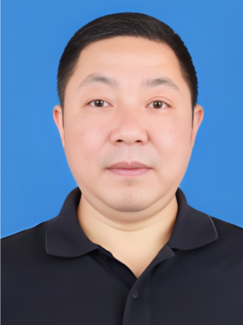 何川(巴中市通江縣壁州街道黨工委政法委員) 何川(巴中市通江縣壁州街道黨工委政法委員)