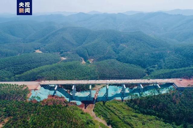龍城高速(廣西壯族自治區境內高速公路) 龍城高速(廣西壯族自治區境內高速公路)