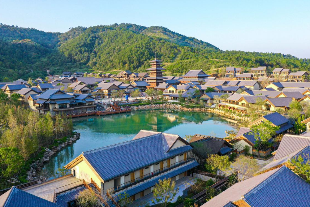 東山問梅村 東山問梅村