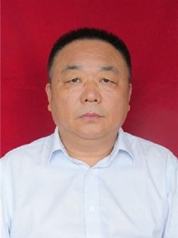 姜學尚(安徽省亳州市譙城區農業農村局黨組成員、區農業機械服務中心主任) 姜學尚(安徽省亳州市譙城區農業農村局黨組成員、區農業機械服務中心主任)
