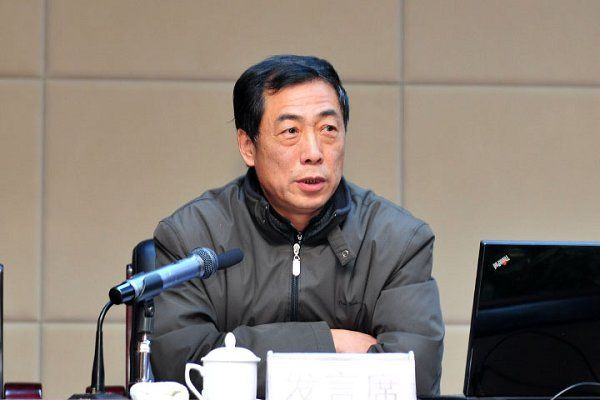劉宏飛(安陽師範學院副院長) 劉宏飛(安陽師範學院副院長)