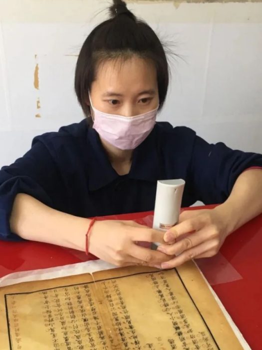 徐曉靜(北京發行集團所屬中國書店有限責任公司職工) 徐曉靜(北京發行集團所屬中國書店有限責任公司職工)