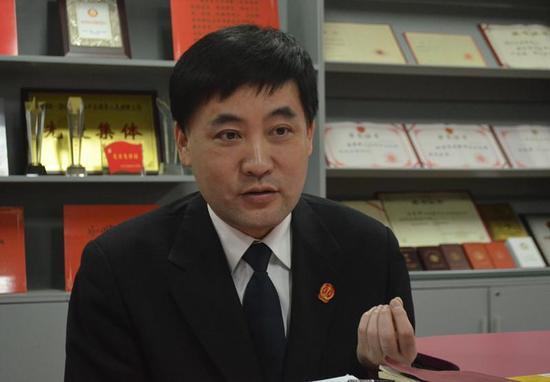 朱學軍(全國法院辦案標兵) 朱學軍(全國法院辦案標兵)