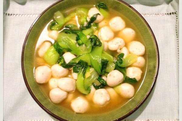 魚丸菠菜湯 魚丸菠菜湯