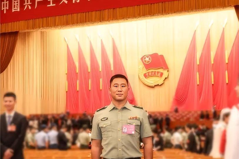 唐雄(共青團中央候補委員,第74集團軍“硬骨頭六連”三班班長) 唐雄(共青團中央候補委員,第74集團軍“硬骨頭六連”三班班長)