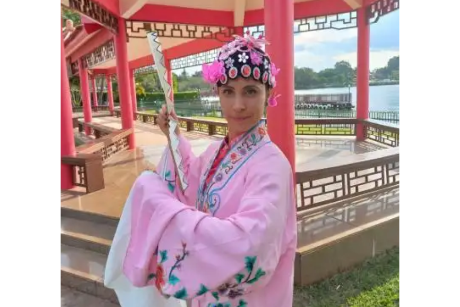 馬莉莉(巴西聖保羅州立大學孔子學院本土教師) 馬莉莉(巴西聖保羅州立大學孔子學院本土教師)