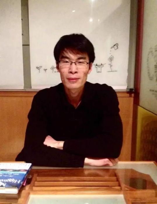 閆作雷 閆作雷
