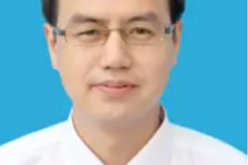 張風帥(張家界市中醫醫院骨科副主任醫師) 張風帥(張家界市中醫醫院骨科副主任醫師)