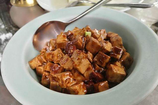 鹿肉丁 鹿肉丁