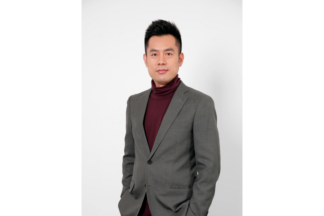 丁華斌(北京江河創建建築裝飾設計研究院有限公司副總裁) 丁華斌(北京江河創建建築裝飾設計研究院有限公司副總裁)