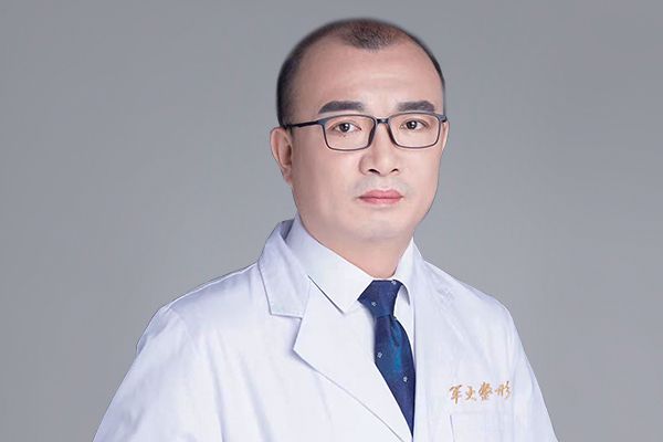 任義(成都軍大整形外科醫院執業醫生) 任義(成都軍大整形外科醫院執業醫生)