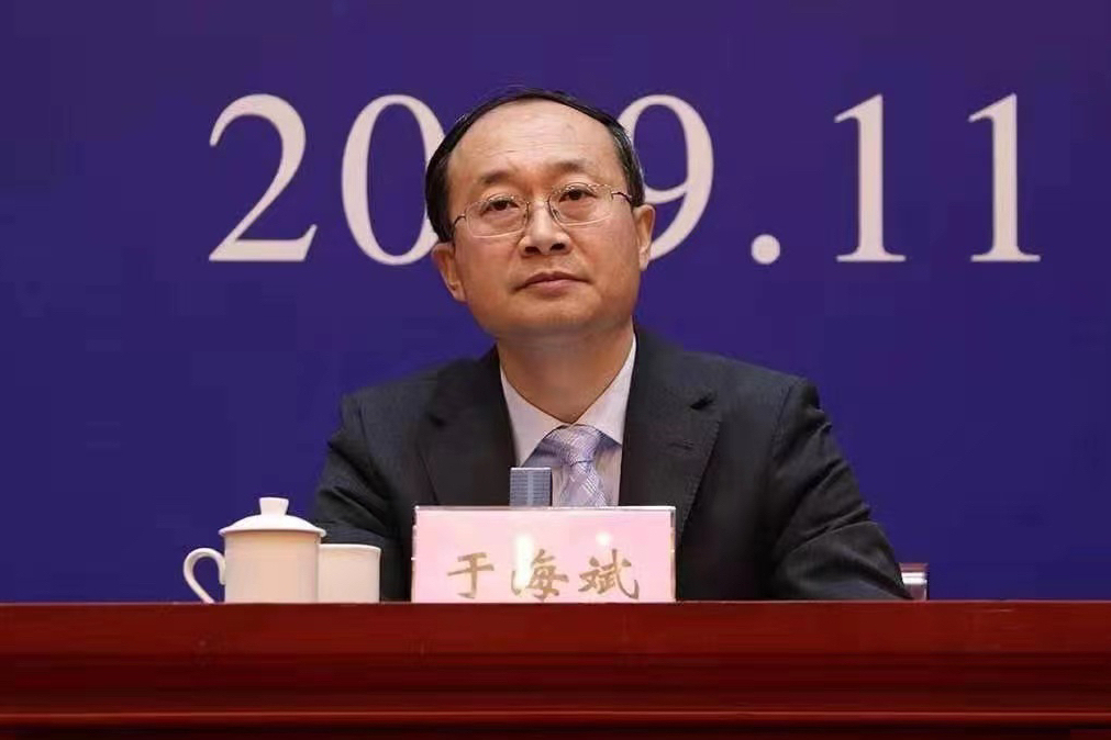 于海斌(國家禁毒辦副主任、公安部禁毒局二級巡視員) 于海斌(國家禁毒辦副主任、公安部禁毒局二級巡視員)