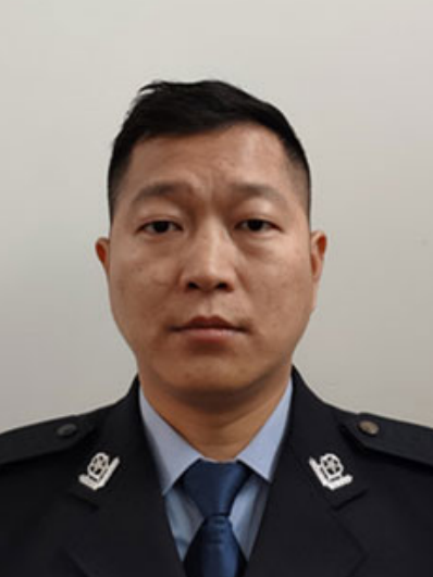 鄒勇(四川省宜賓市屏山縣公安局特巡警大隊原輔警) 鄒勇(四川省宜賓市屏山縣公安局特巡警大隊原輔警)