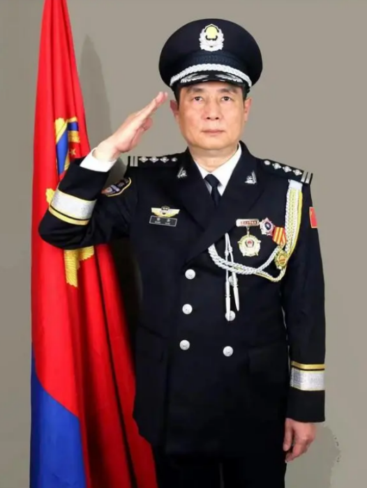 常青(全國戒毒所先進個人) 常青(全國戒毒所先進個人)
