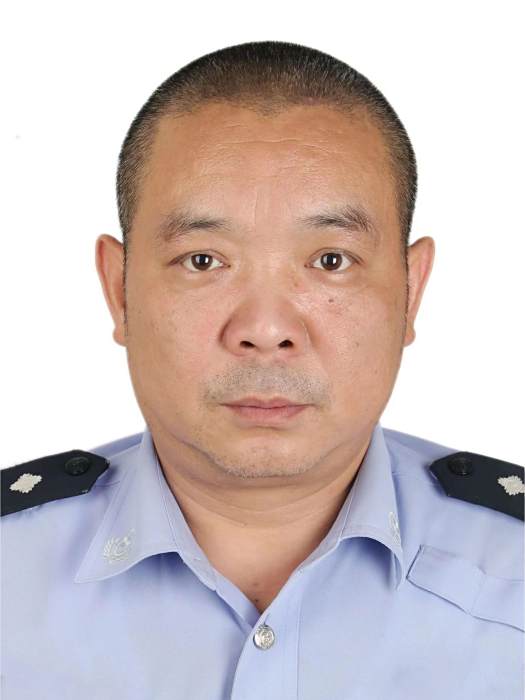 毛建(四川省樂山高新技術產業開發區安谷交警中隊中隊長) 毛建(四川省樂山高新技術產業開發區安谷交警中隊中隊長)