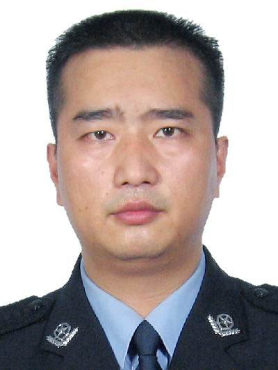夏立坤(湖南省邵陽市邵東市人民政府黨組成員、副市長、市公安局黨委書記、局長) 夏立坤(湖南省邵陽市邵東市人民政府黨組成員、副市長、市公安局黨委書記、局長)
