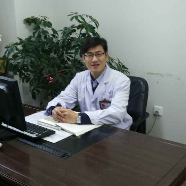 王瓏(黑龍江中醫藥大學附屬第一醫院針灸科副主任)
