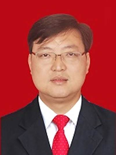 張宏武(湖南省懷化市中方縣鐵坡鎮黨委書記、四級調研員) 張宏武(湖南省懷化市中方縣鐵坡鎮黨委書記、四級調研員)