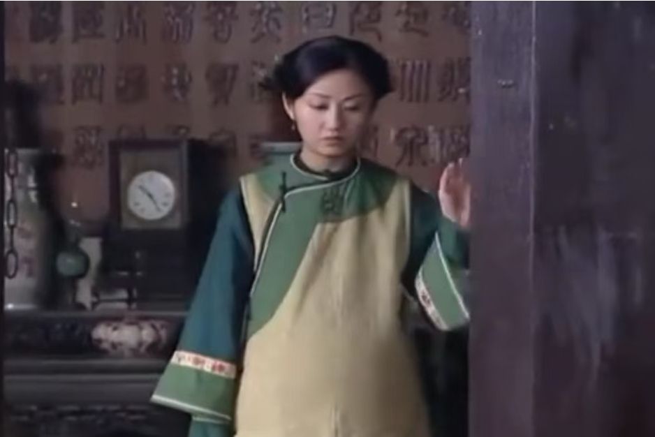 寶珠(古裝商戰劇《龍票》中的角色) 寶珠(古裝商戰劇《龍票》中的角色)