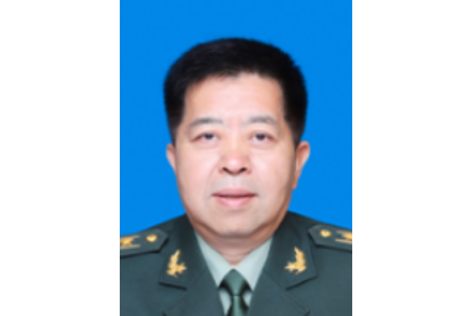 張衛民(江西省新余市委常委、新余軍分區黨委副書記、司令員) 張衛民(江西省新余市委常委、新余軍分區黨委副書記、司令員)