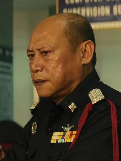 秦宏(當代電影《西裝暴徒》中的角色) 秦宏(當代電影《西裝暴徒》中的角色)