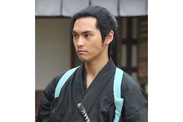 秋津極