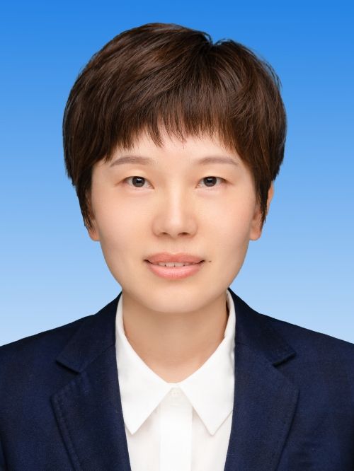 李長英(山東省濟寧市魚台縣委常委,魚台經濟開發區黨工委書記) 李長英(山東省濟寧市魚台縣委常委,魚台經濟開發區黨工委書記)