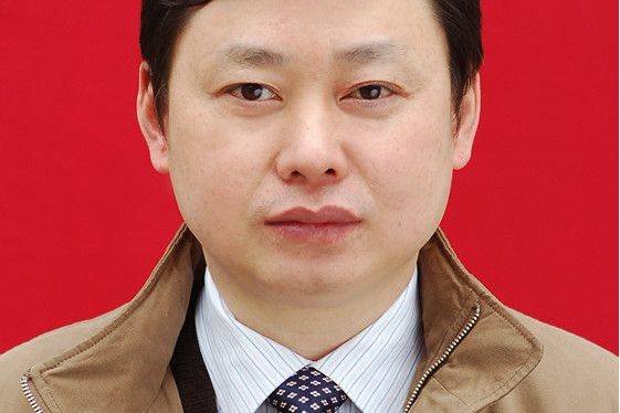 萬前榮 萬前榮