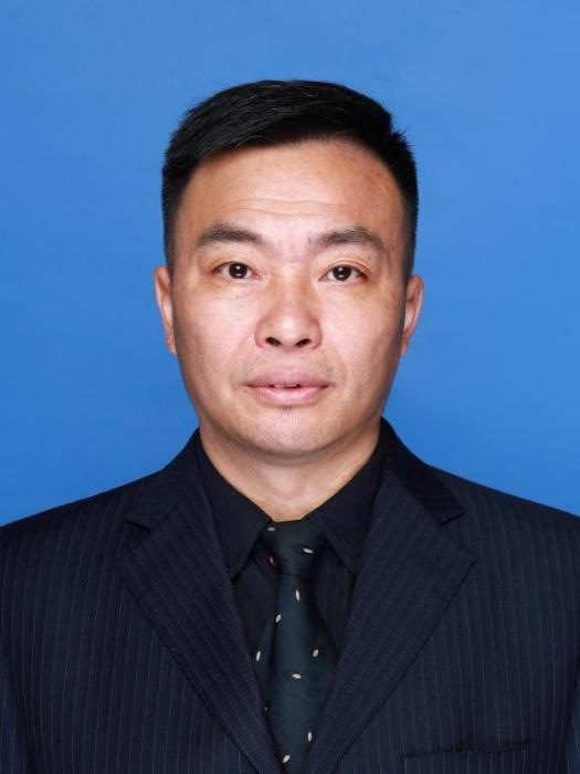 青春(四川省教育科學研究院正高級教師) 青春(四川省教育科學研究院正高級教師)