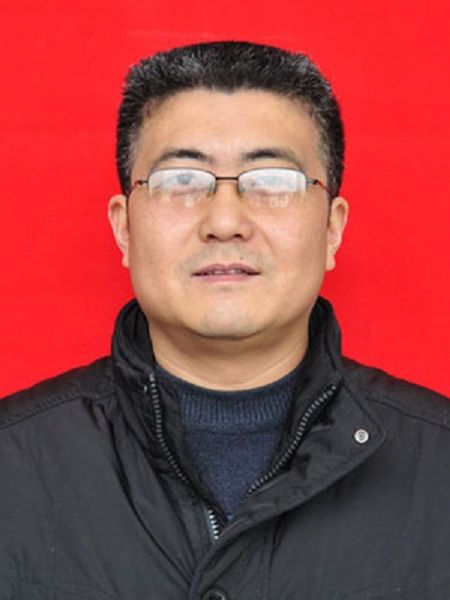 袁曉武(安徽省蕪湖市灣沚區人大常委會副主任) 袁曉武(安徽省蕪湖市灣沚區人大常委會副主任)