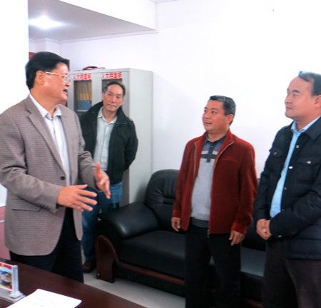 徐廣成(廣西百色市西林縣委組織部部長) 徐廣成(廣西百色市西林縣委組織部部長)