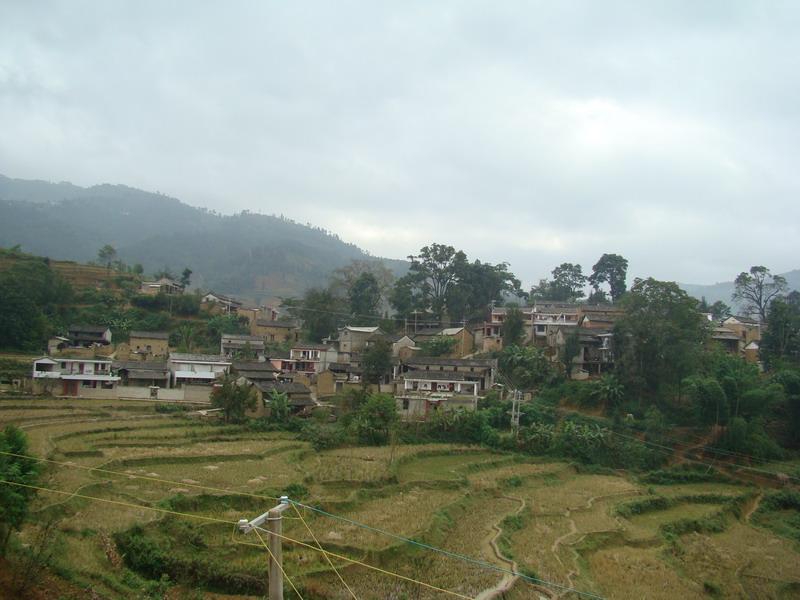 歐腳龍村 歐腳龍村