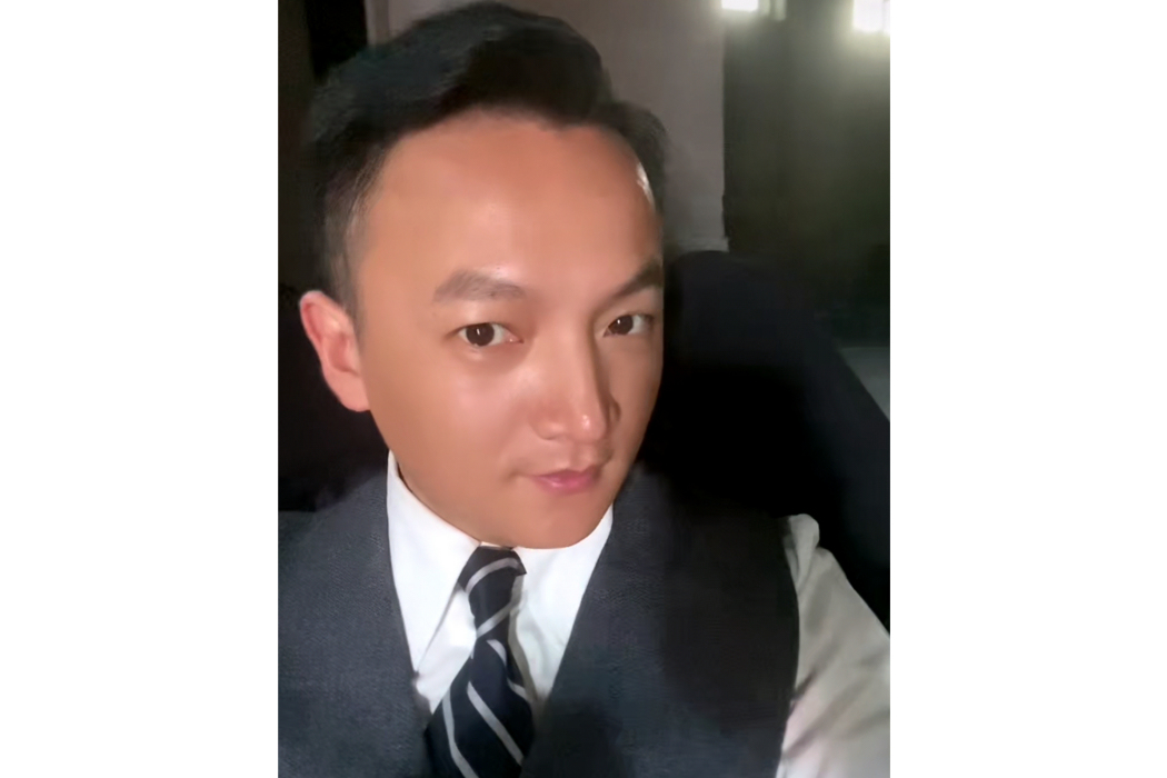李顧(影視男演員) 李顧(影視男演員)