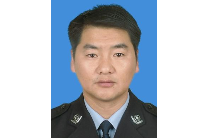 張建武(甘肅省酒泉市肅州區人民政府副區長、酒泉市公安局肅州分局局長) 張建武(甘肅省酒泉市肅州區人民政府副區長、酒泉市公安局肅州分局局長)