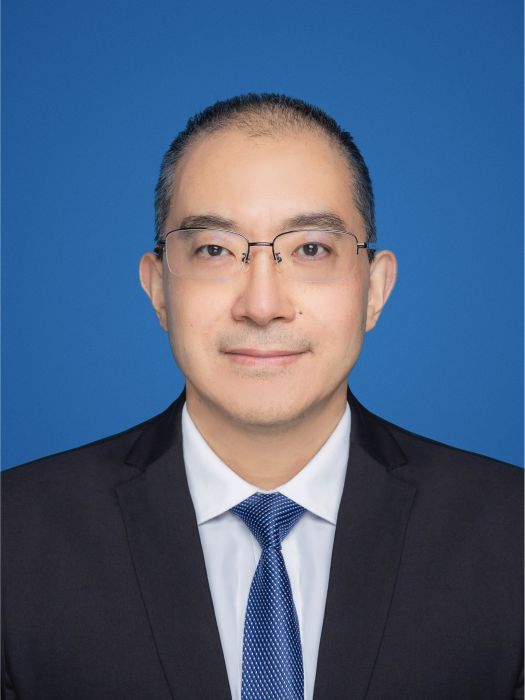 向東(重慶市南岸區花園路街道黨工委政法委員、統戰委員) 向東(重慶市南岸區花園路街道黨工委政法委員、統戰委員)
