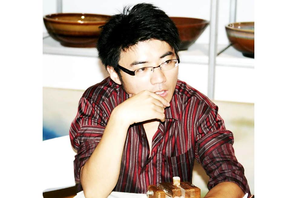 大斌(陶瓷藝術大師) 大斌(陶瓷藝術大師)