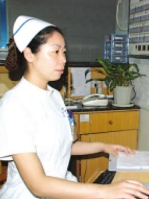 徐利娟(吳江市第一人民醫院八病區護士長) 徐利娟(吳江市第一人民醫院八病區護士長)