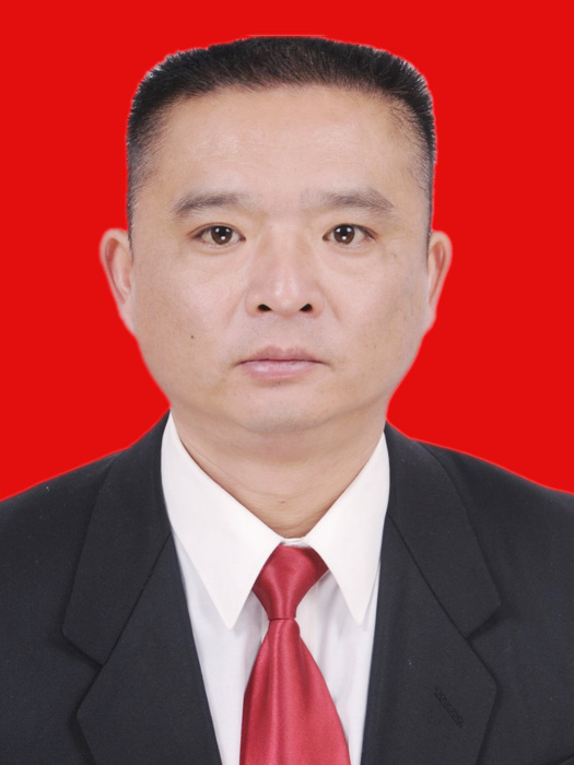 李小華(重慶市南川區乾豐鎮黨委副書記、鎮長) 李小華(重慶市南川區乾豐鎮黨委副書記、鎮長)