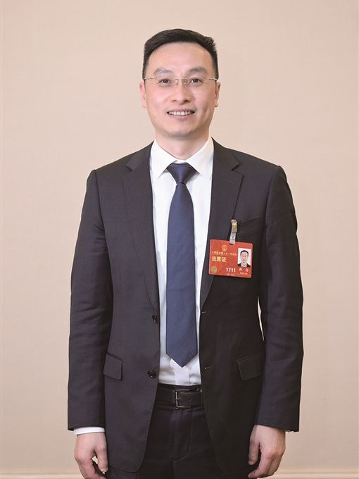 程偉(第十四屆全國人大代表,中國移動通信集團湖南有限公司黨委書記、董事長、總經理) 程偉(第十四屆全國人大代表,中國移動通信集團湖南有限公司黨委書記、董事長、總經理)