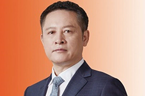 黃寶新(中國平安集團黨委副書記、副總經理) 黃寶新(中國平安集團黨委副書記、副總經理)