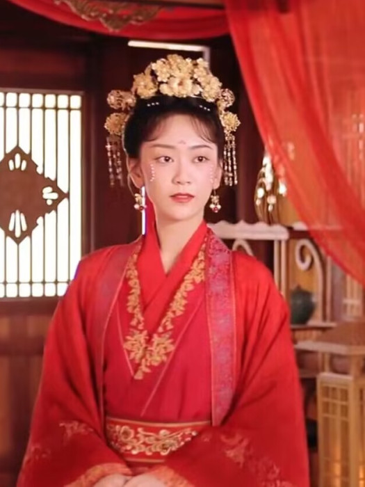 柳嘉(古裝愛情劇《替嫁新娘》中的角色) 柳嘉(古裝愛情劇《替嫁新娘》中的角色)