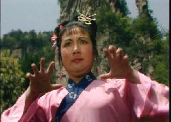 村姑(《西遊記》人物) 村姑(《西遊記》人物)